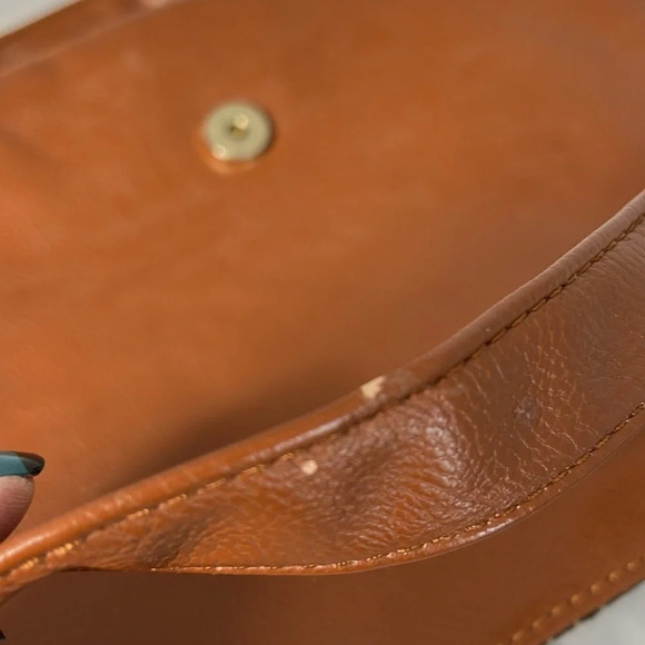 DLG Cognac Brown Faux Leather Saddle Bag Crossbody Purse Adjustable Strap Zips - Picture 12 of 13